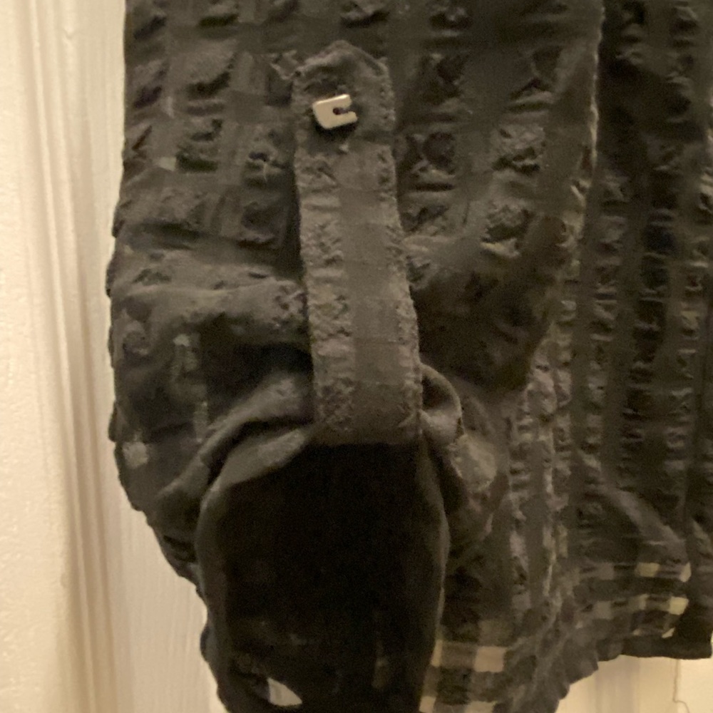 Lightweight button down - Picture 4 of 4